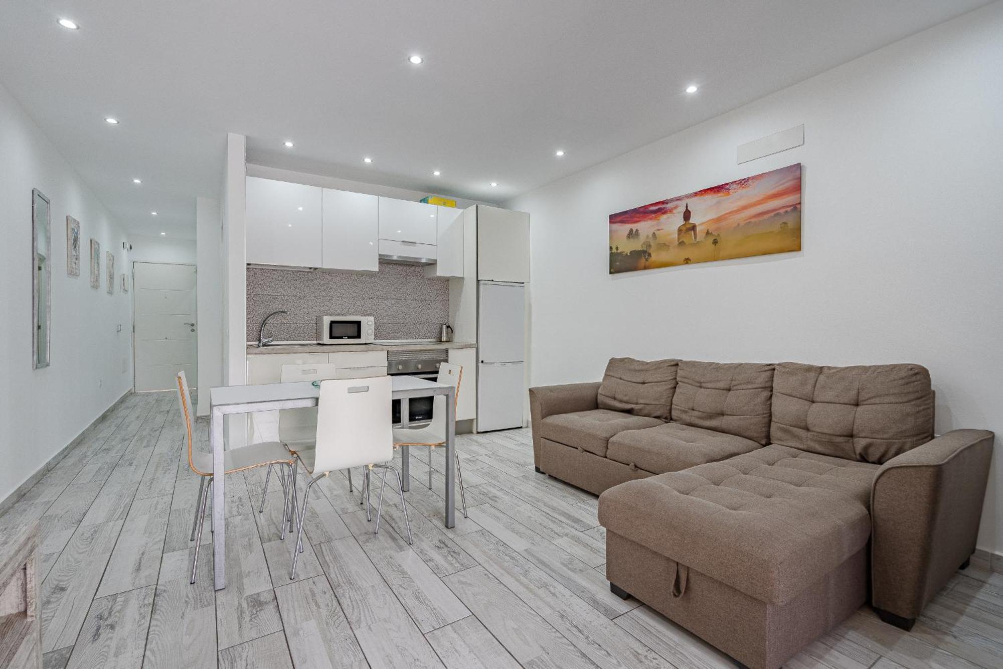 In Mareverde Complex Apartment
